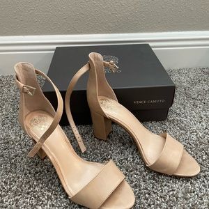 Vince Camuto Nude Heels size 8.5